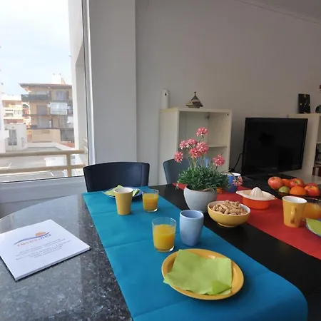 Rnet - Rhc 2101 Center Apartment *